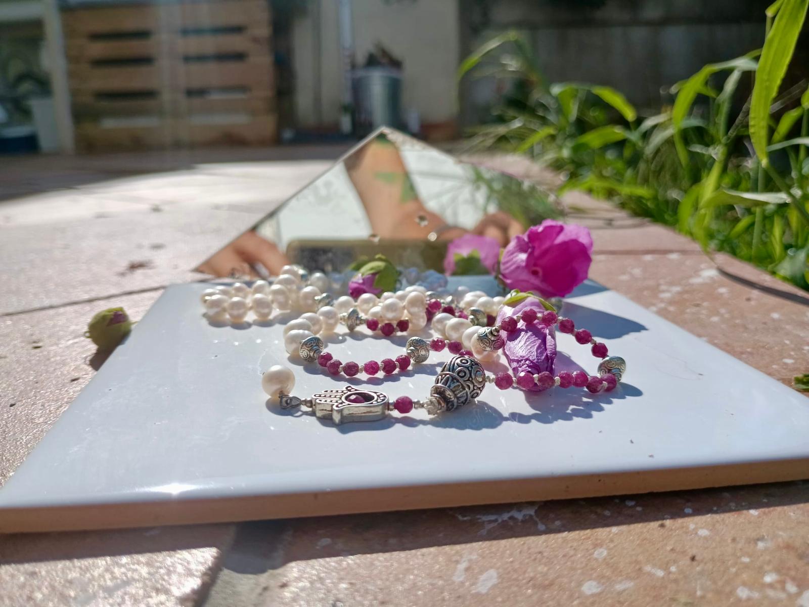 Pearl/Ruby Feminine
